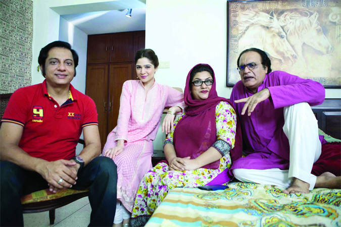 Nabil, Ayesha, Hina & Mehmood Nabil, Ayesha, Hina & Mehmood